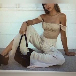 NWT PRINCESS  POLLY BEVERLY HILLS BEIGE PANTS IN SIZE 8WITH TWO-SIDE  SLITS